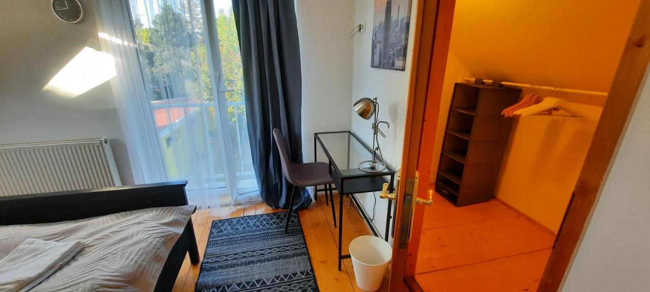 Hi-Bp Garden City Batsanyi Apartment 3 Rooms, Apartment Upstairs Near The City Train With Free Parking Budapest Eksteriør bilde