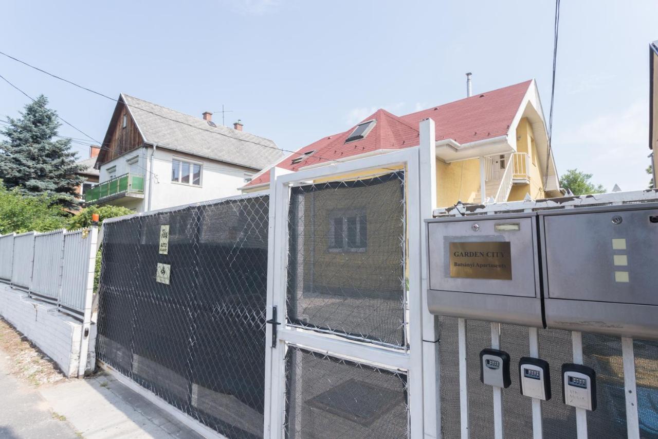 Hi-Bp Garden City Batsanyi Apartment 3 Rooms, Apartment Upstairs Near The City Train With Free Parking Budapest Eksteriør bilde